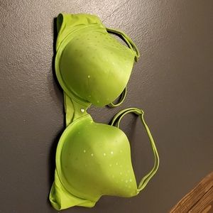 Victoria's Secret very sexy lined demi 34C